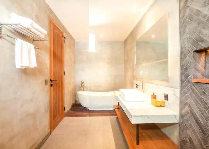 Chic 4Br, 200M To Canggu'S Blissful Beach Haven Canggu (Bali)