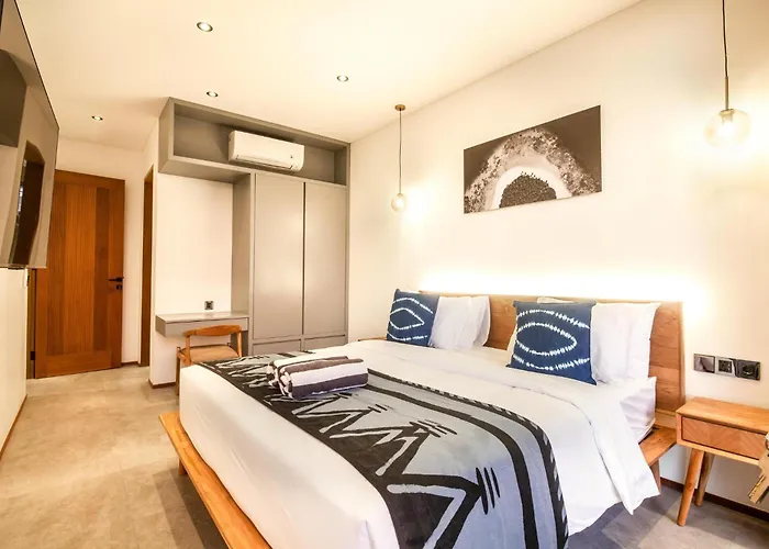 Chic 4br, 200m To Canggu's Blissful Haven