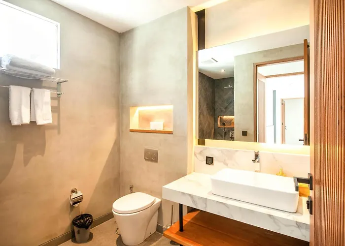 Chic 4Br, 200M To Canggu'S Blissful Beach Haven