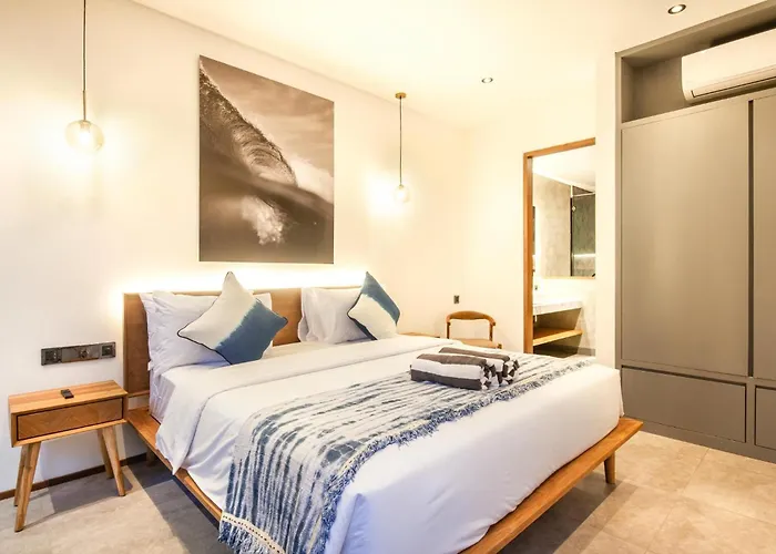 Chic 4br, 200m To Canggu's Blissful Haven ヴィラ