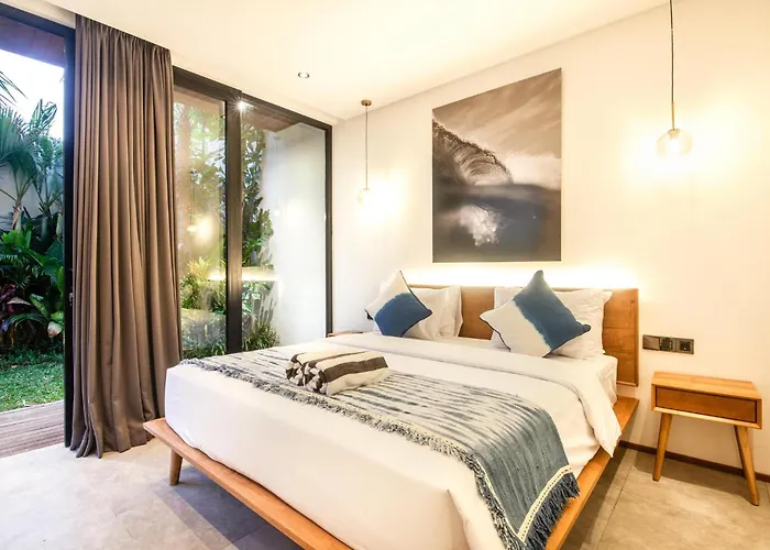 Chic 4Br, 200M To Canggu'S Blissful Beach Haven Villa *
